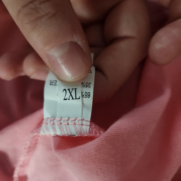 Pink blouse - Picture 2 of 3